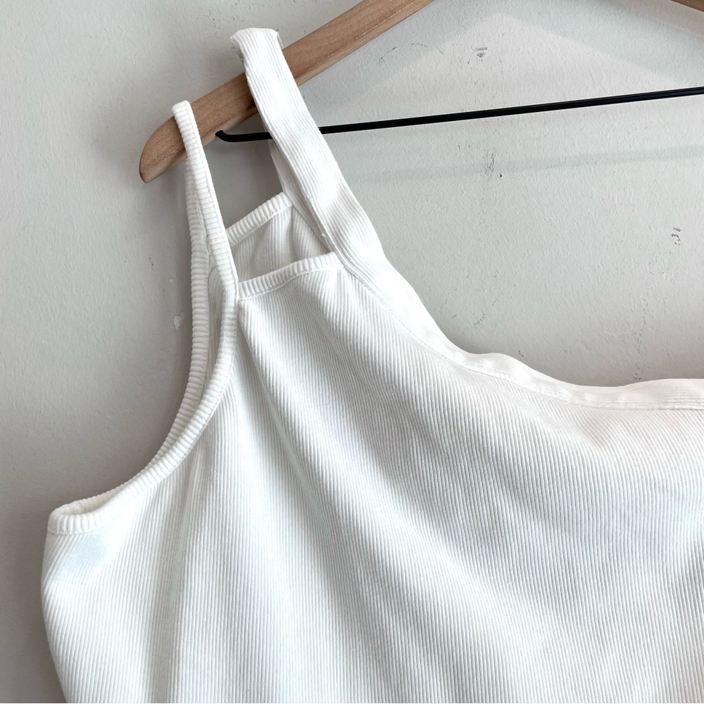 Maeve One-Shoulder Ribbed Tank Top - Picture 4 of 11